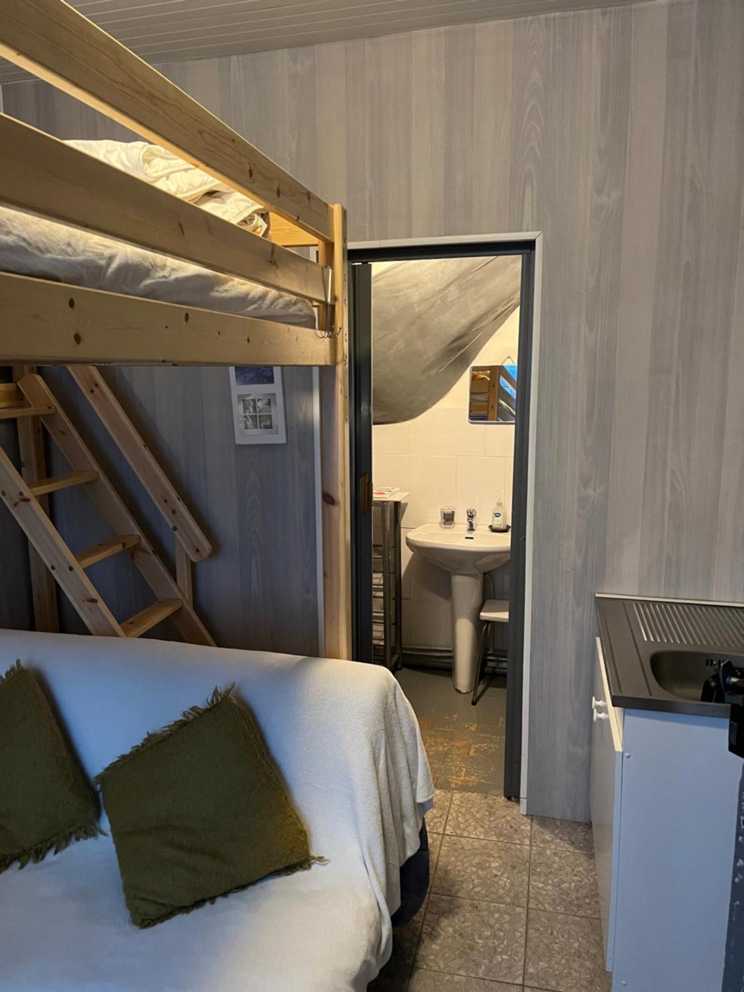Studette Fonctionnelle Bonnes Apartment *